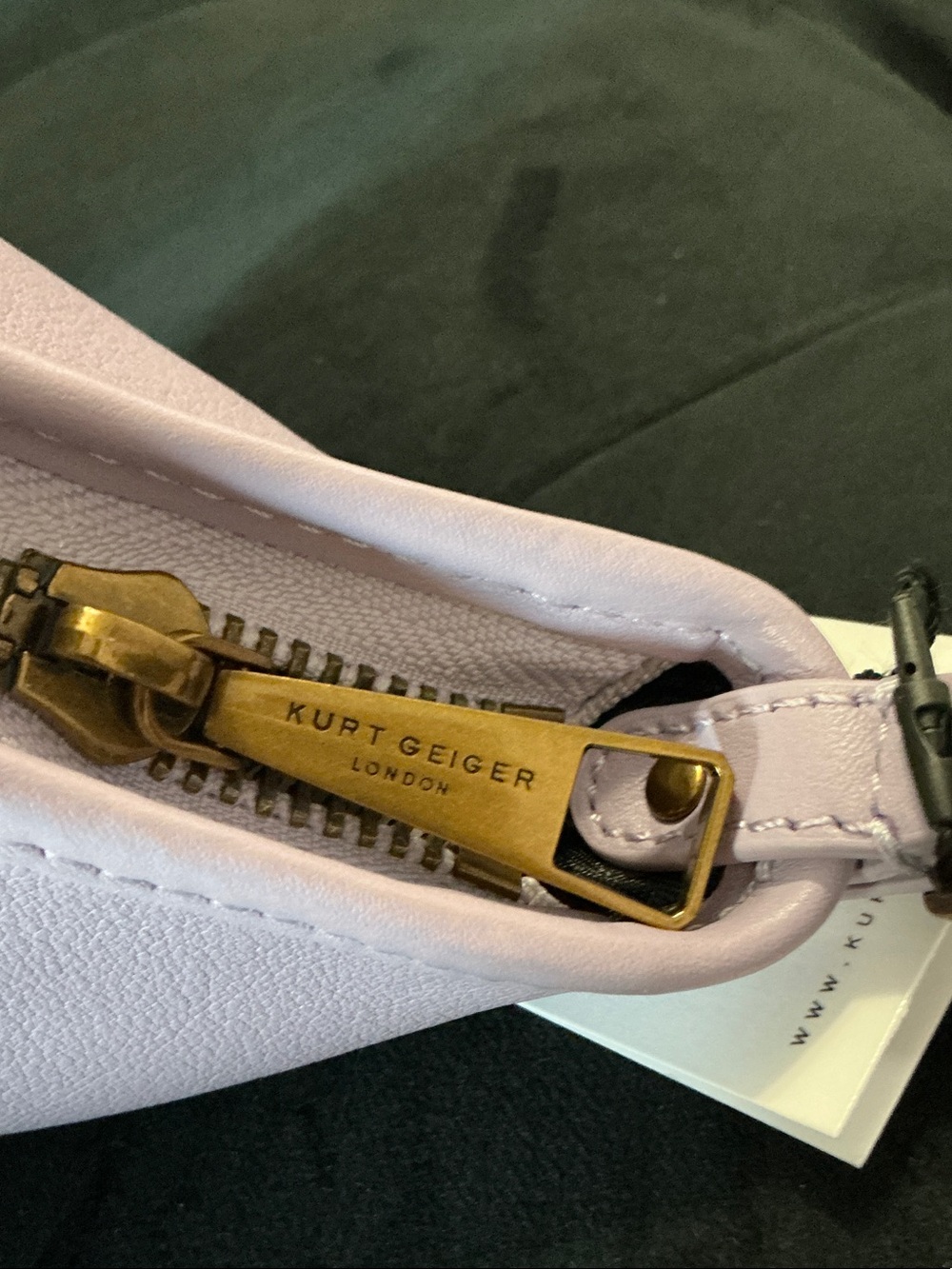 Kurt Geiger Lilac Leather shoulder bag with Gold Accent - Picture 8 of 9